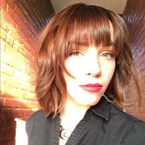 ***NOT FOR SALE*** Meet your posher, Kate!